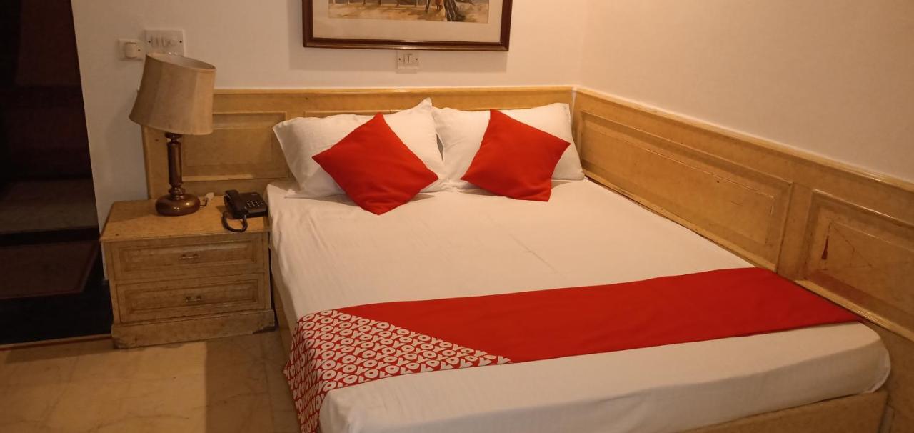 Hotel Fabexpress Kwality Regency Chandīgarh Exteriér fotografie