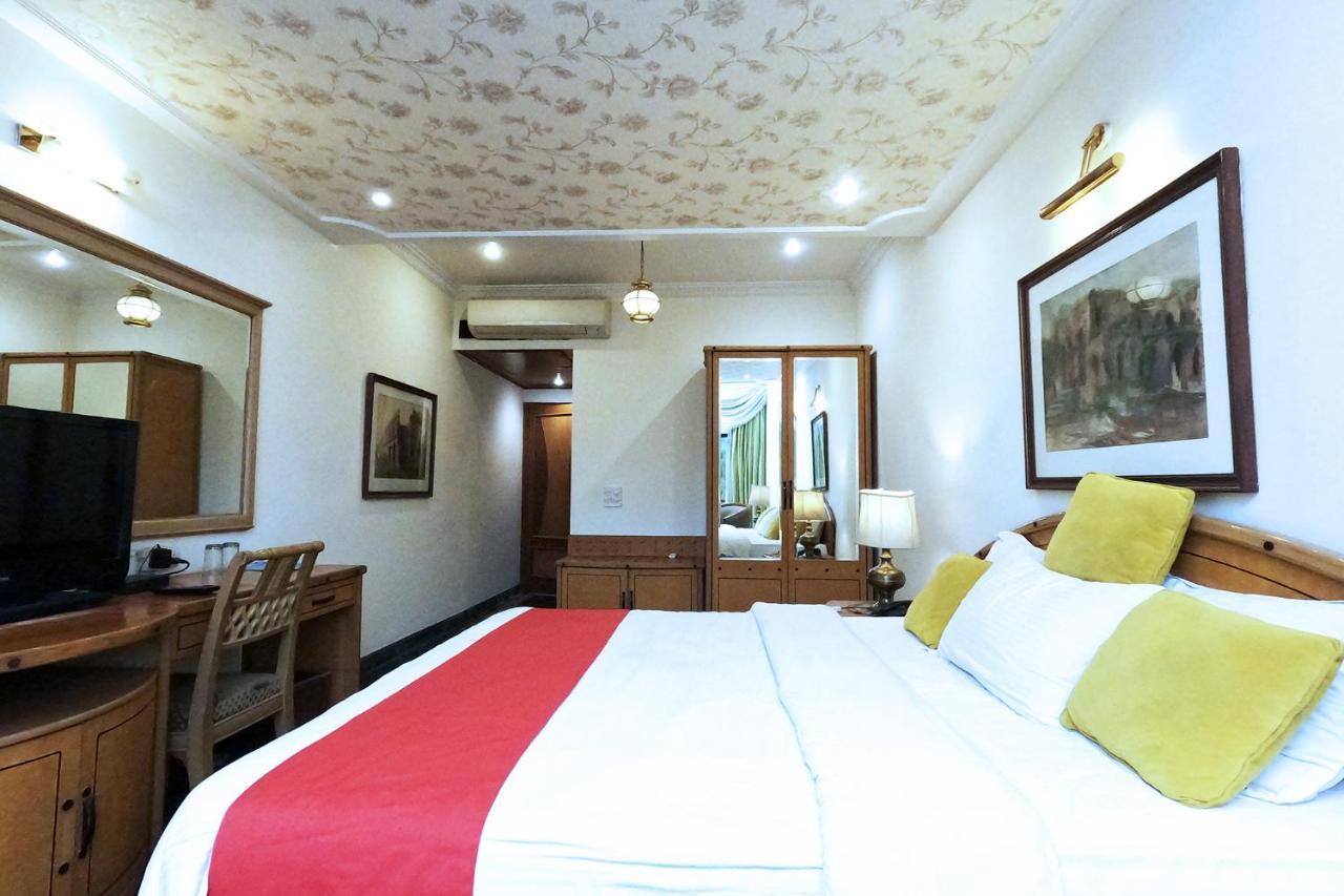 Hotel Fabexpress Kwality Regency Chandīgarh Exteriér fotografie