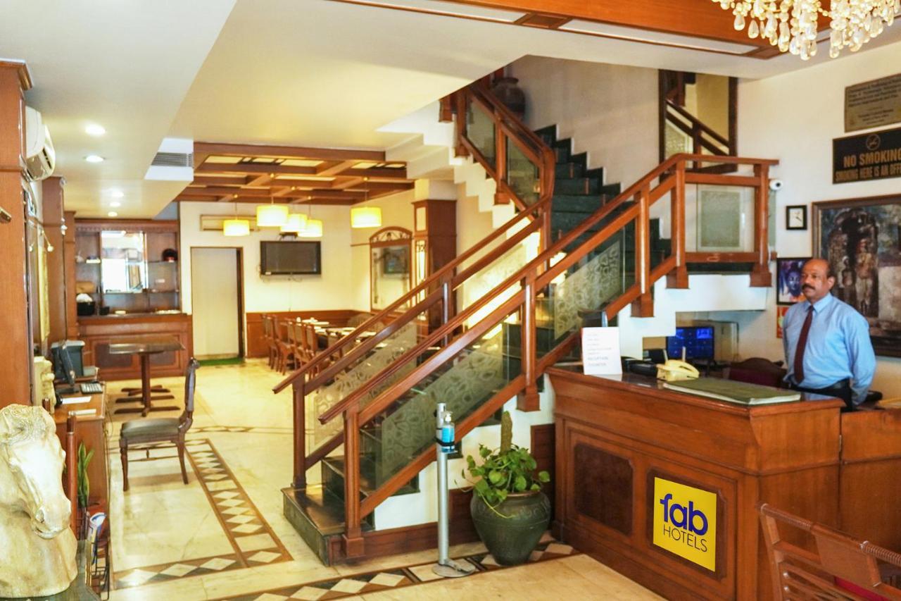 Hotel Fabexpress Kwality Regency Chandīgarh Exteriér fotografie